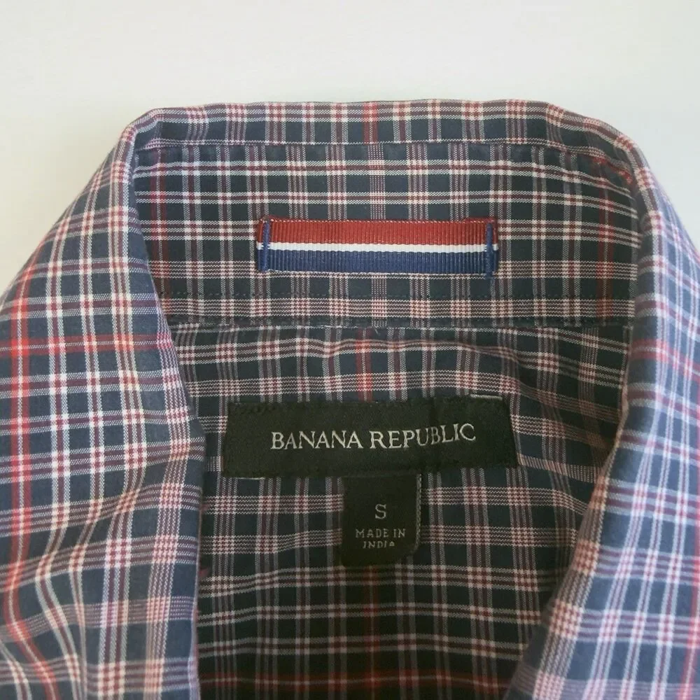 Banana Republic Western Shirt Mens S Pearl Snap Long sleeve Red, Navy Plaid